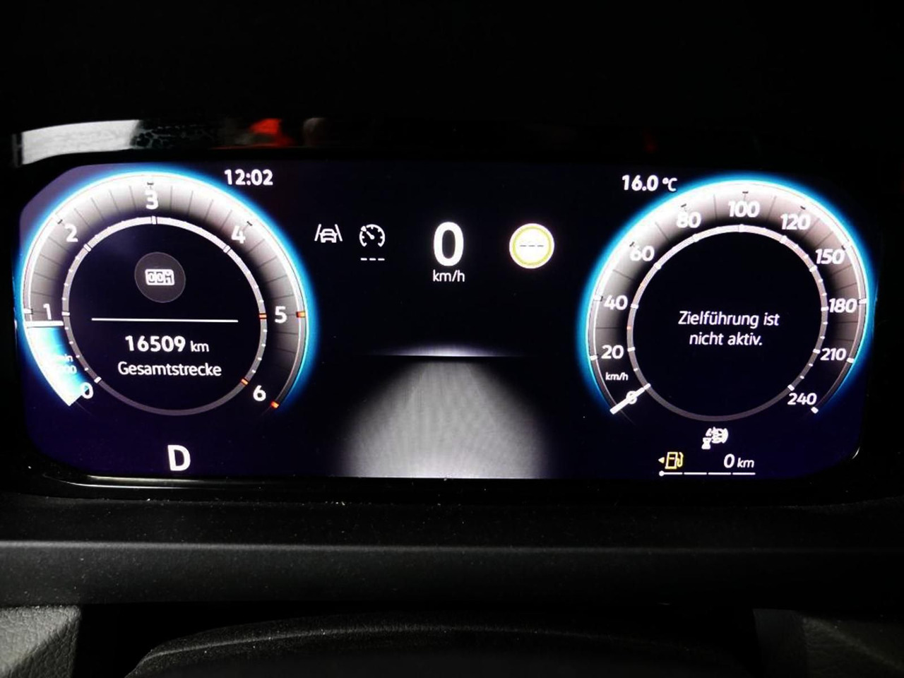 Volkswagen Crafter Kasten 35 L4H3 NAVI DAB KAMERA PDC - Товарно комбе: слика 3 Volkswagen Crafter Kasten 35 L4H3 NAVI DAB KAMERA PDC - Товарно комбе: слика 3