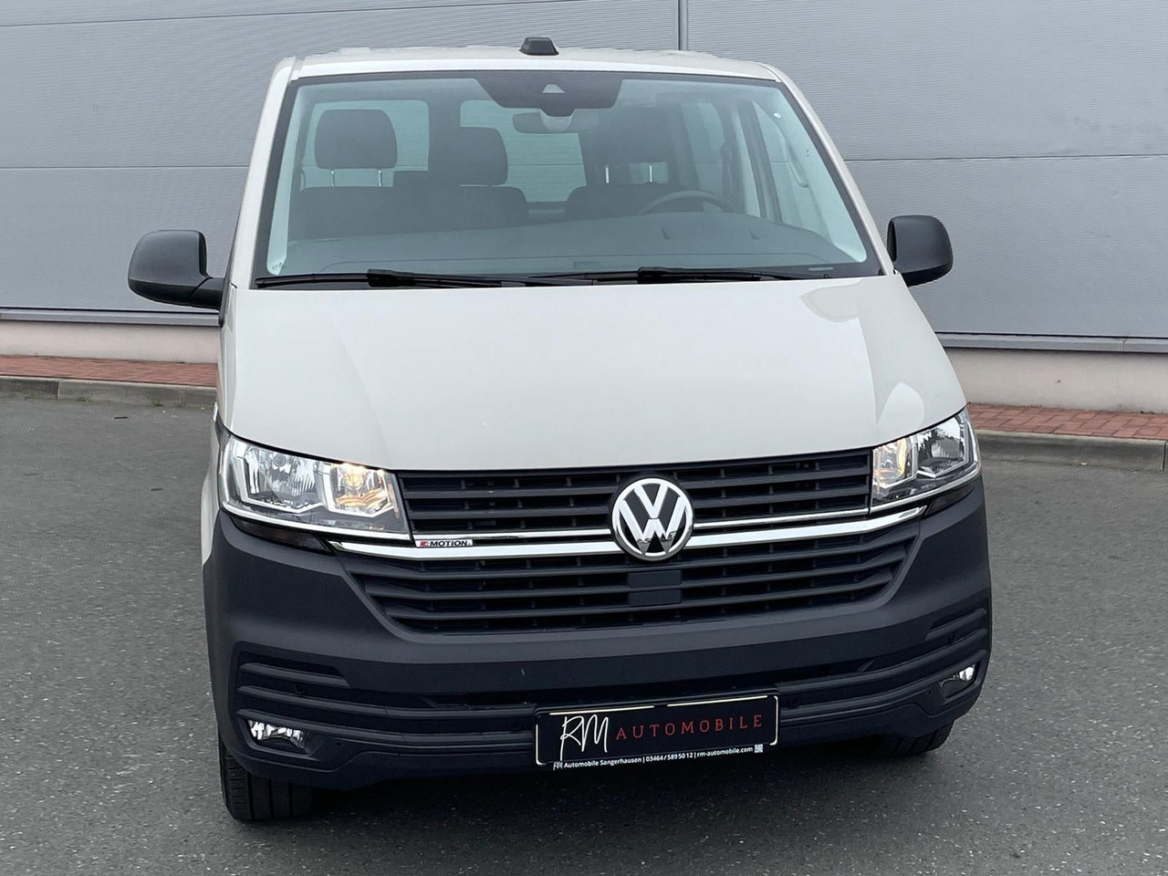 Volkswagen T6.1 Transporter 2.0 TDI lang 4MOTION SITZHZ NAV - Автомобил: слика 3 Volkswagen T6.1 Transporter 2.0 TDI lang 4MOTION SITZHZ NAV - Автомобил: слика 3