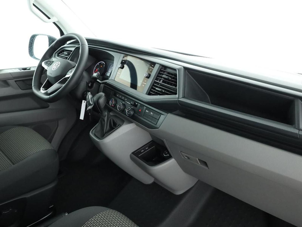 Volkswagen T6.1 Transporter 4MOTION NAVI STANDHZ ACC PDC - Минибус, Патничко комбе: слика 3 Volkswagen T6.1 Transporter 4MOTION NAVI STANDHZ ACC PDC - Минибус, Патничко комбе: слика 3