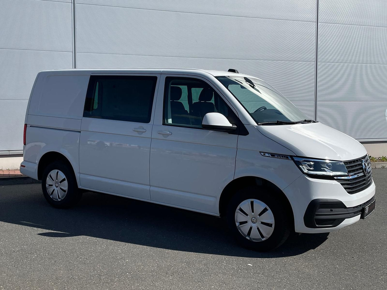 Volkswagen T6.1 Transporter Kasten 4M ACC PDC KAMERA STANDH - Патничко комбе: слика 2 Volkswagen T6.1 Transporter Kasten 4M ACC PDC KAMERA STANDH - Патничко комбе: слика 2