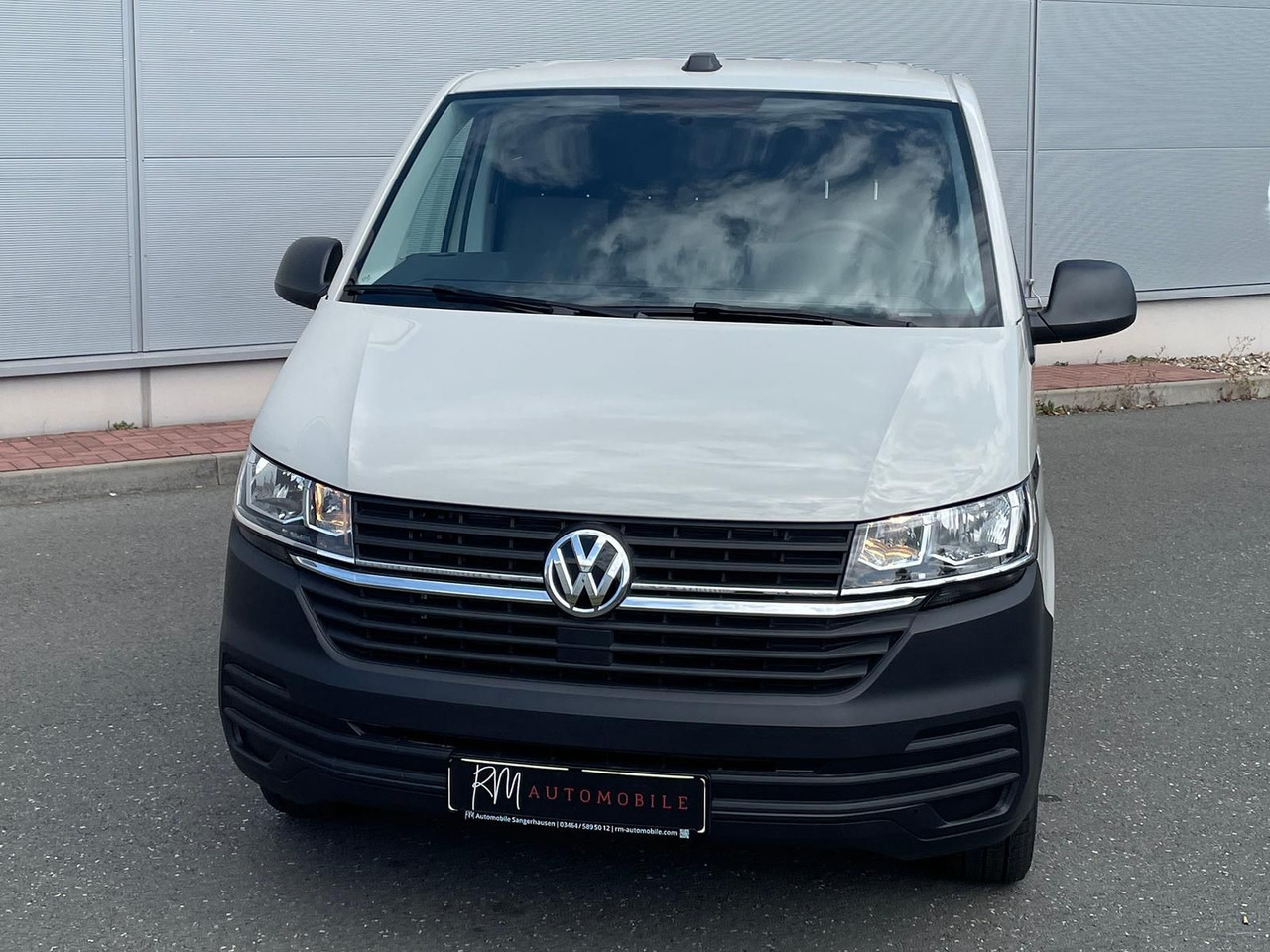 Volkswagen T6.1 Transporter Kasten LR TEMPOMAT KAMERA KLIMA - Товарно комбе: слика 4 Volkswagen T6.1 Transporter Kasten LR TEMPOMAT KAMERA KLIMA - Товарно комбе: слика 4