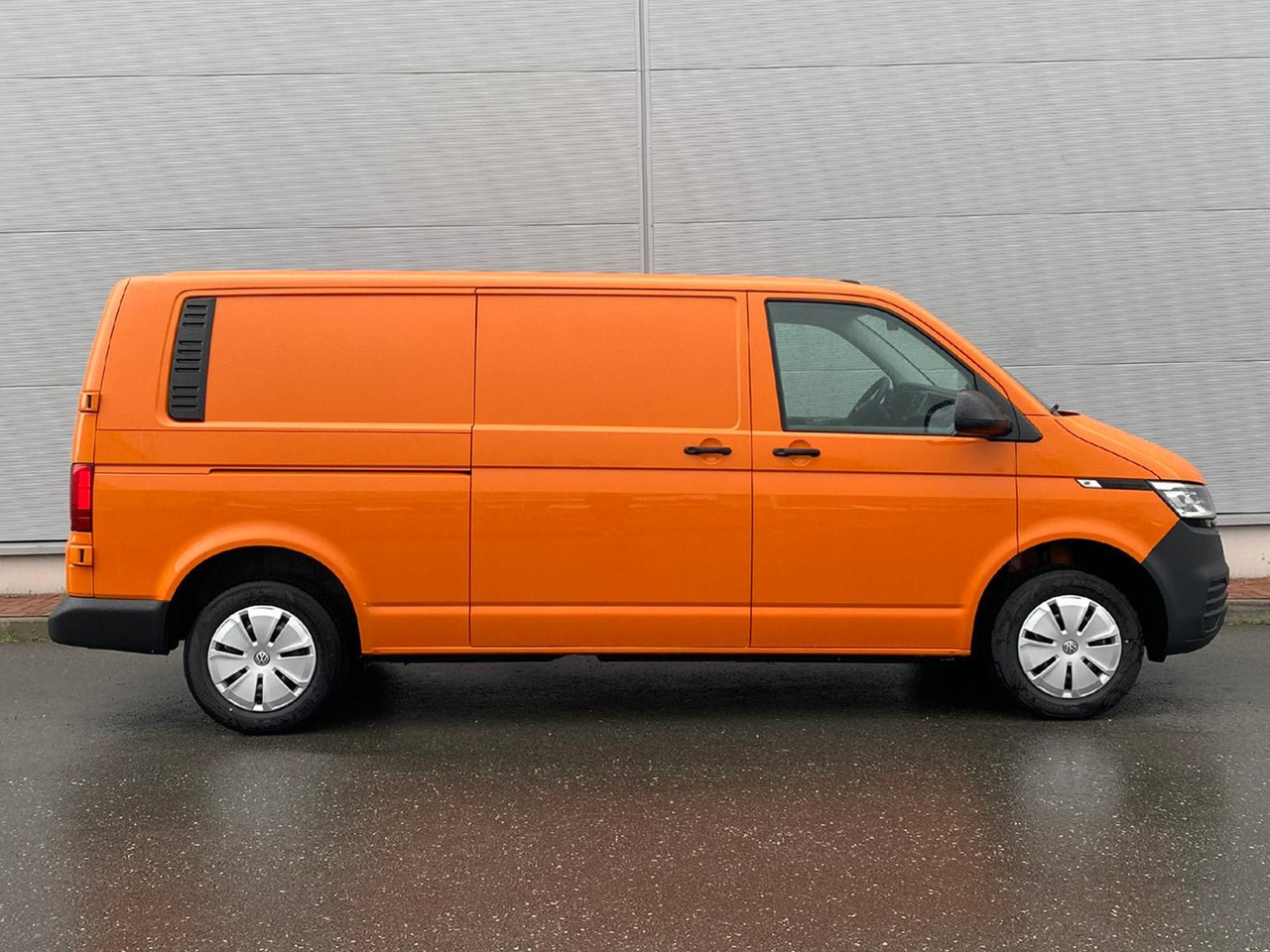 Volkswagen T6.1 Transporter Kasten lang LED PDC KLIMA SITZH - Автомобил: слика 5 Volkswagen T6.1 Transporter Kasten lang LED PDC KLIMA SITZH - Автомобил: слика 5