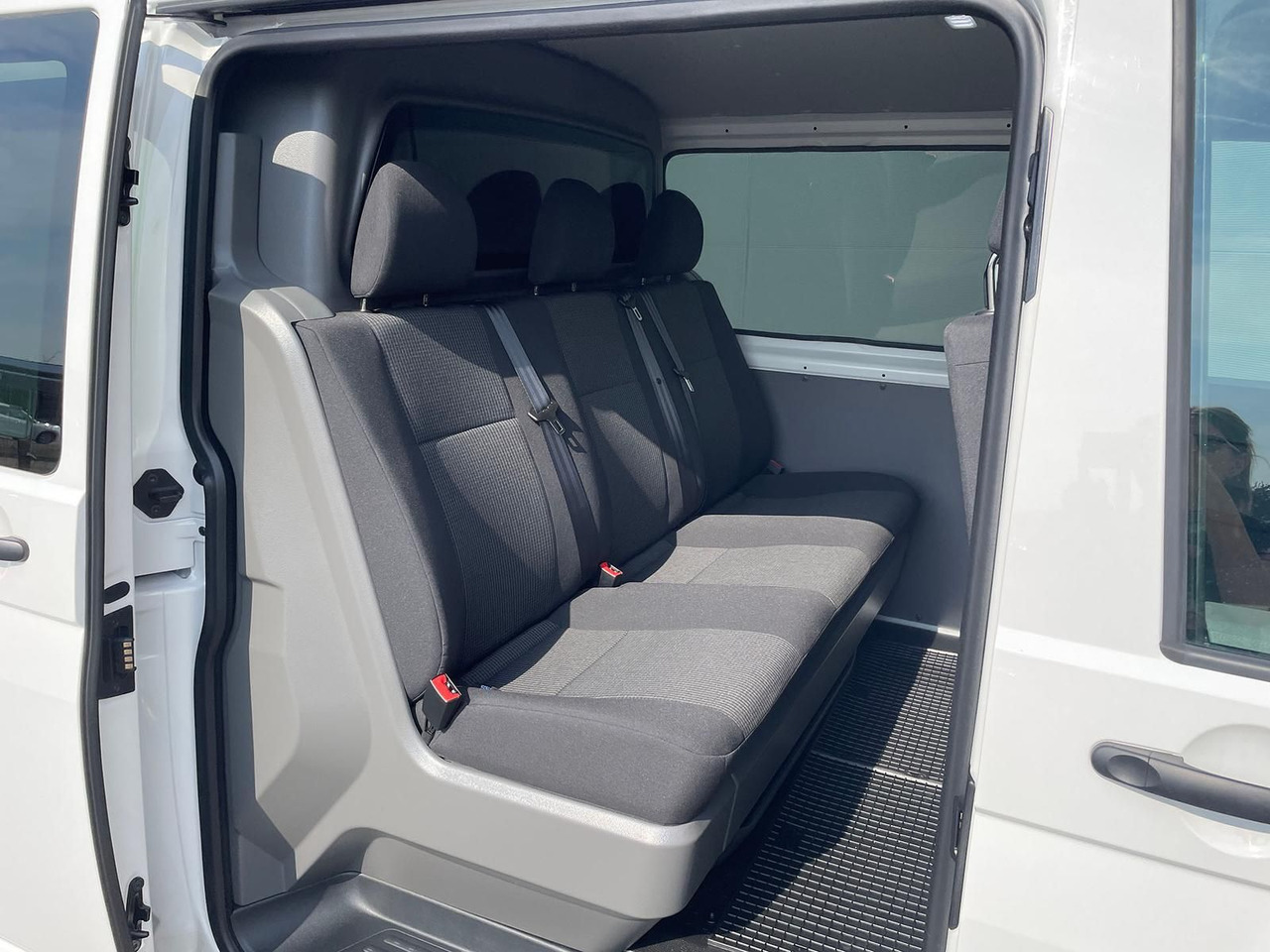 Патничко комбе Volkswagen T6.1 Transporter MIXTO LR 2.0 TDI KLIMA PDC: слика 10