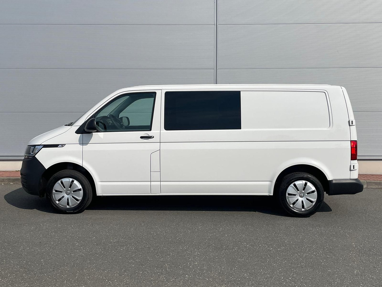 Патничко комбе Volkswagen T6.1 Transporter MIXTO LR 2.0 TDI KLIMA PDC: слика 6