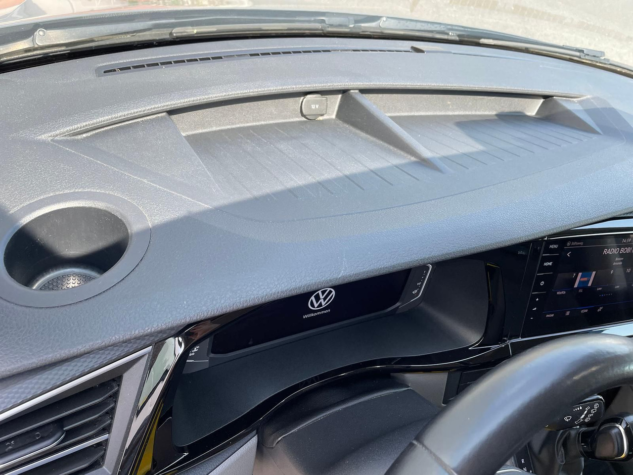 Товарно комбе Volkswagen T6.1 Transporter lang 4M LED BEAR LOCK KAM DAB: слика 29