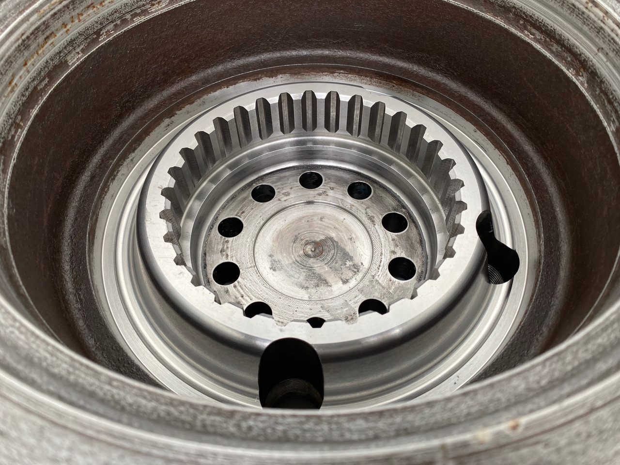 Конечен редуктор за Градежна машина Liebherr Abtriebsglocke ID-Nr.90216077. Typ:FAT400G546.  Typ:PR71605LGP, PR716LGP, PR716XL.: слика 11