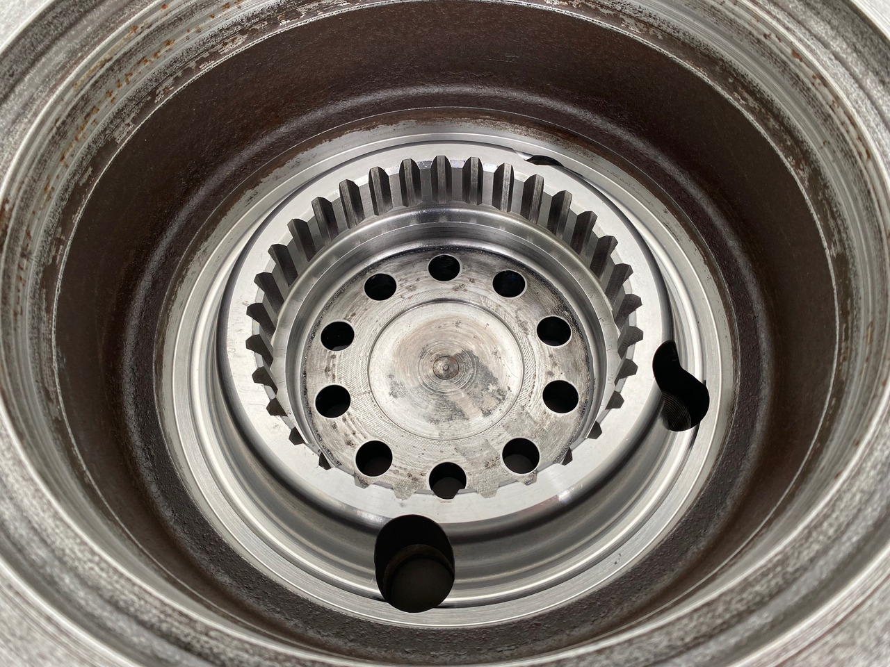 Конечен редуктор за Градежна машина Liebherr Abtriebsglocke ID-Nr.90216077. Typ:FAT400G546.  Typ:PR71605LGP, PR716LGP, PR716XL.: слика 12