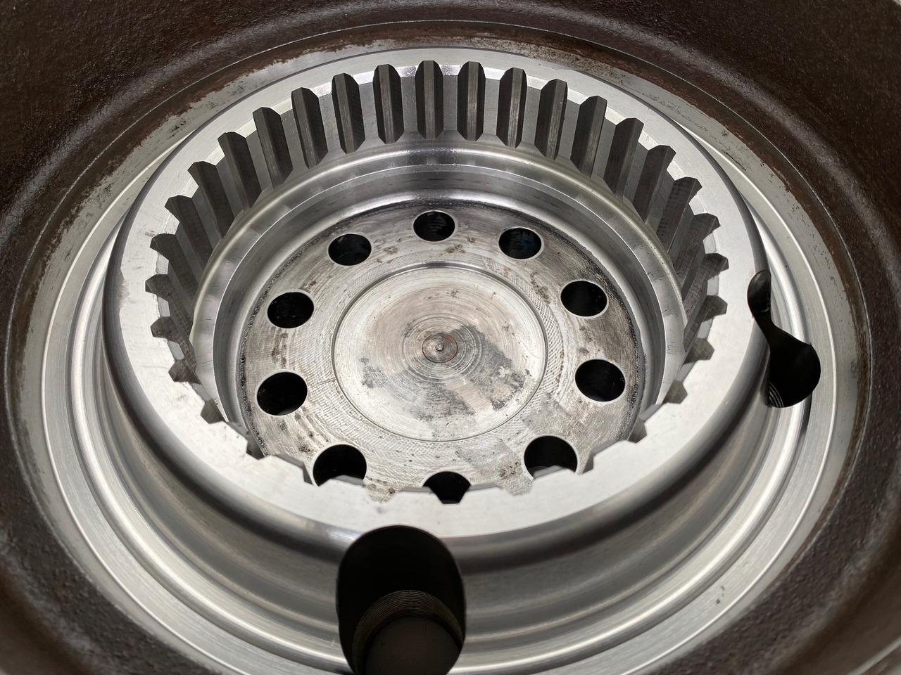 Конечен редуктор за Градежна машина Liebherr Abtriebsglocke ID-Nr.90216077. Typ:FAT400G546.  Typ:PR71605LGP, PR716LGP, PR716XL.: слика 14