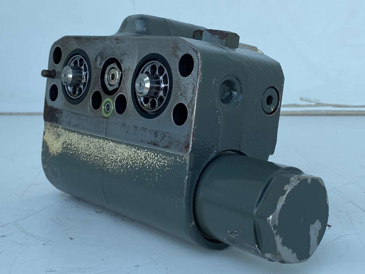 Liebherr Bremsventil ID-Nr.10471957.  LOS914, LOS924, R902, R904, R912, R914, R922, R924, R924 COMP, R924 COMPA.  #STM20.05## - Конечен редуктор за Багер гасеничар: слика 2 Liebherr Bremsventil ID-Nr.10471957.  LOS914, LOS924, R902, R904, R912, R914, R922, R924, R924 COMP, R924 COMPA.  #STM20.05## - Конечен редуктор за Багер гасеничар: слика 2