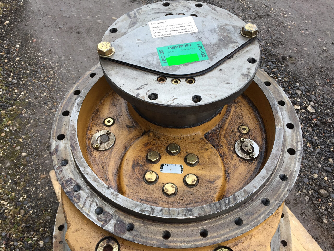 Liebherr Fahrantrieb Typ:FAT450E510.    ID-Nr.933332201.   LR634-992, LU755D-999. - Конечен редуктор за Натоварувач гасеничар: слика 5 Liebherr Fahrantrieb Typ:FAT450E510.    ID-Nr.933332201.   LR634-992, LU755D-999. - Конечен редуктор за Натоварувач гасеничар: слика 5