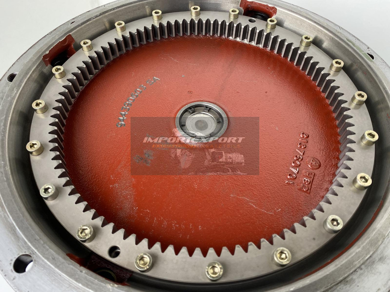 Конечен редуктор за Багер гасеничар Liebherr Fahrantrieb Typ:FAT450P004, ID-Nr.9443840 - ID-Nr.944384003. LH60C, LH60CP, LH60EC, LH80C, LH80EC, ER944C, LOS944, LOS954, R944B, R944C, R954B, R954C. #794#: слика 18 Конечен редуктор за Багер гасеничар Liebherr Fahrantrieb Typ:FAT450P004, ID-Nr.9443840 - ID-Nr.944384003. LH60C, LH60CP, LH60EC, LH80C, LH80EC, ER944C, LOS944, LOS954, R944B, R944C, R954B, R954C. #794#: слика 18