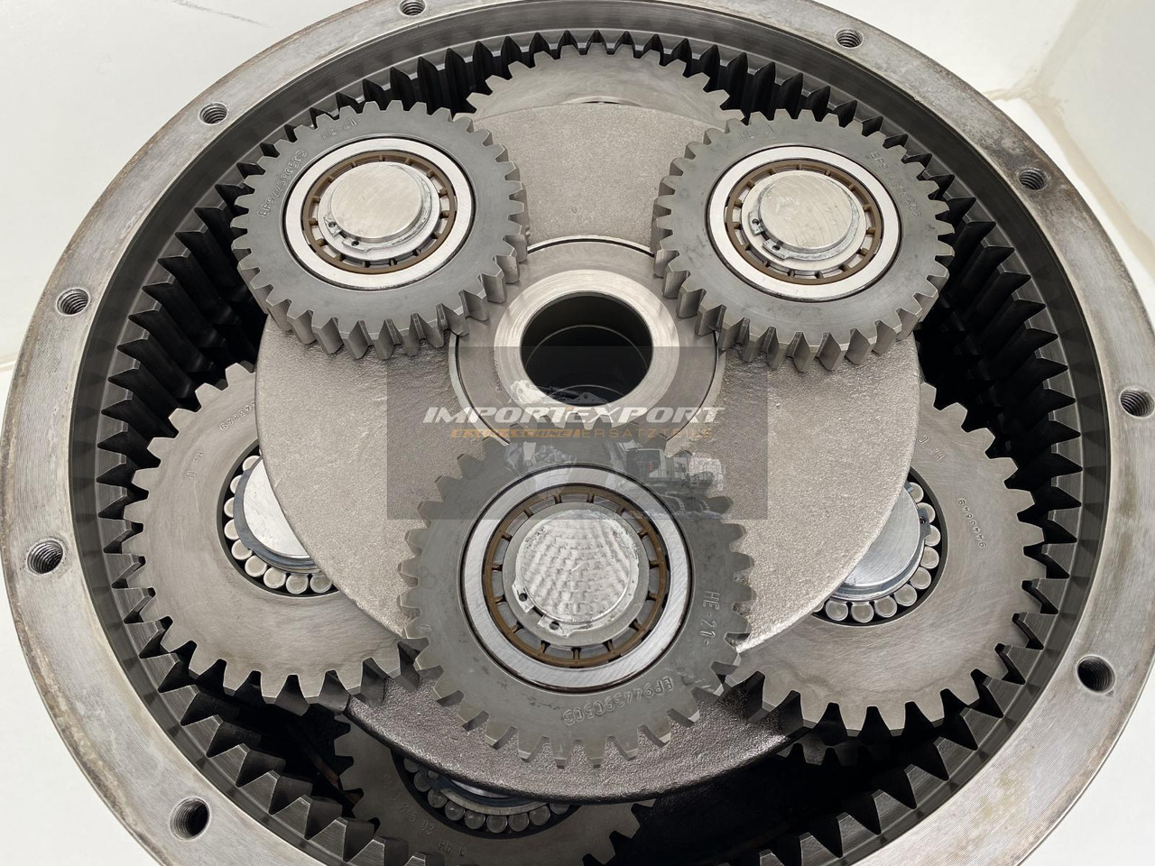 Конечен редуктор за Багер гасеничар Liebherr Fahrantrieb Typ:FAT450P004, ID-Nr.9443840 - ID-Nr.944384003. LH60C, LH60CP, LH60EC, LH80C, LH80EC, ER944C, LOS944, LOS954, R944B, R944C, R954B, R954C. #794#: слика 14 Конечен редуктор за Багер гасеничар Liebherr Fahrantrieb Typ:FAT450P004, ID-Nr.9443840 - ID-Nr.944384003. LH60C, LH60CP, LH60EC, LH80C, LH80EC, ER944C, LOS944, LOS954, R944B, R944C, R954B, R954C. #794#: слика 14