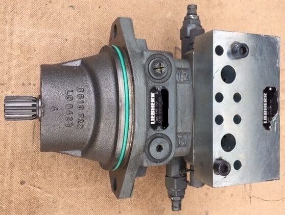 Liebherr Hydraulikeinbaumotor FMF045 and Dämpfungsventil DV22. ID-Nr.10137481 - ID-Nr.10152486 - ID-Nr.11369615 and ID-Nr.10151323 - Хидрауличен мотор за Багер гасеничар: слика 1 Liebherr Hydraulikeinbaumotor FMF045 and Dämpfungsventil DV22. ID-Nr.10137481 - ID-Nr.10152486 - ID-Nr.11369615 and ID-Nr.10151323 - Хидрауличен мотор за Багер гасеничар: слика 1