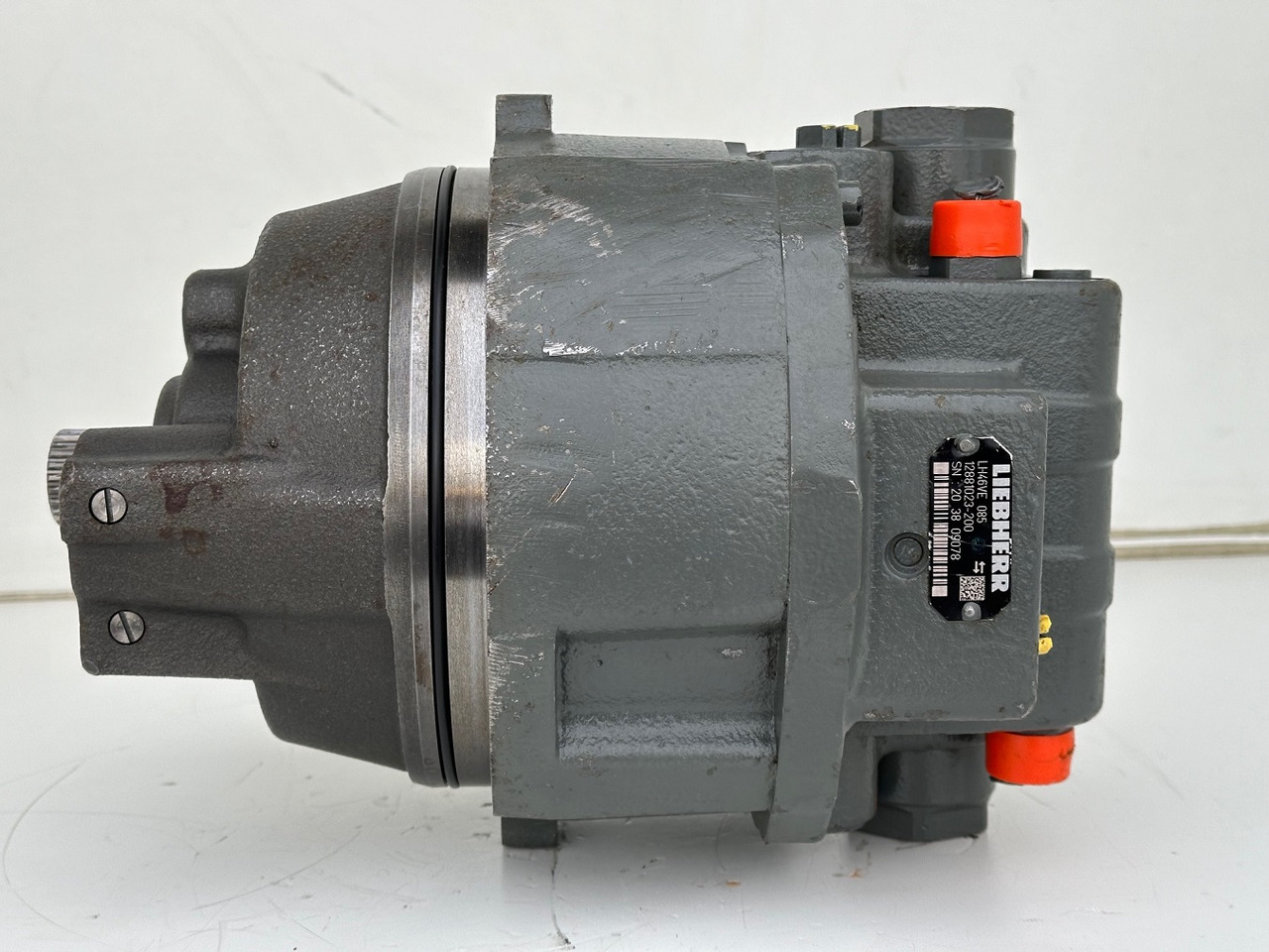 Liebherr Hydraulikeinbaumotor LH46VE 085.  ID-Nr.12421312 - ID-Nr.12881023.  LO1926, LOS926 K-LC, R922, R924, R926, R926 K-LC, R930 T.    #20.38.0978# - Хидрауличен мотор за Градежна машина: слика 3 Liebherr Hydraulikeinbaumotor LH46VE 085.  ID-Nr.12421312 - ID-Nr.12881023.  LO1926, LOS926 K-LC, R922, R924, R926, R926 K-LC, R930 T.    #20.38.0978# - Хидрауличен мотор за Градежна машина: слика 3