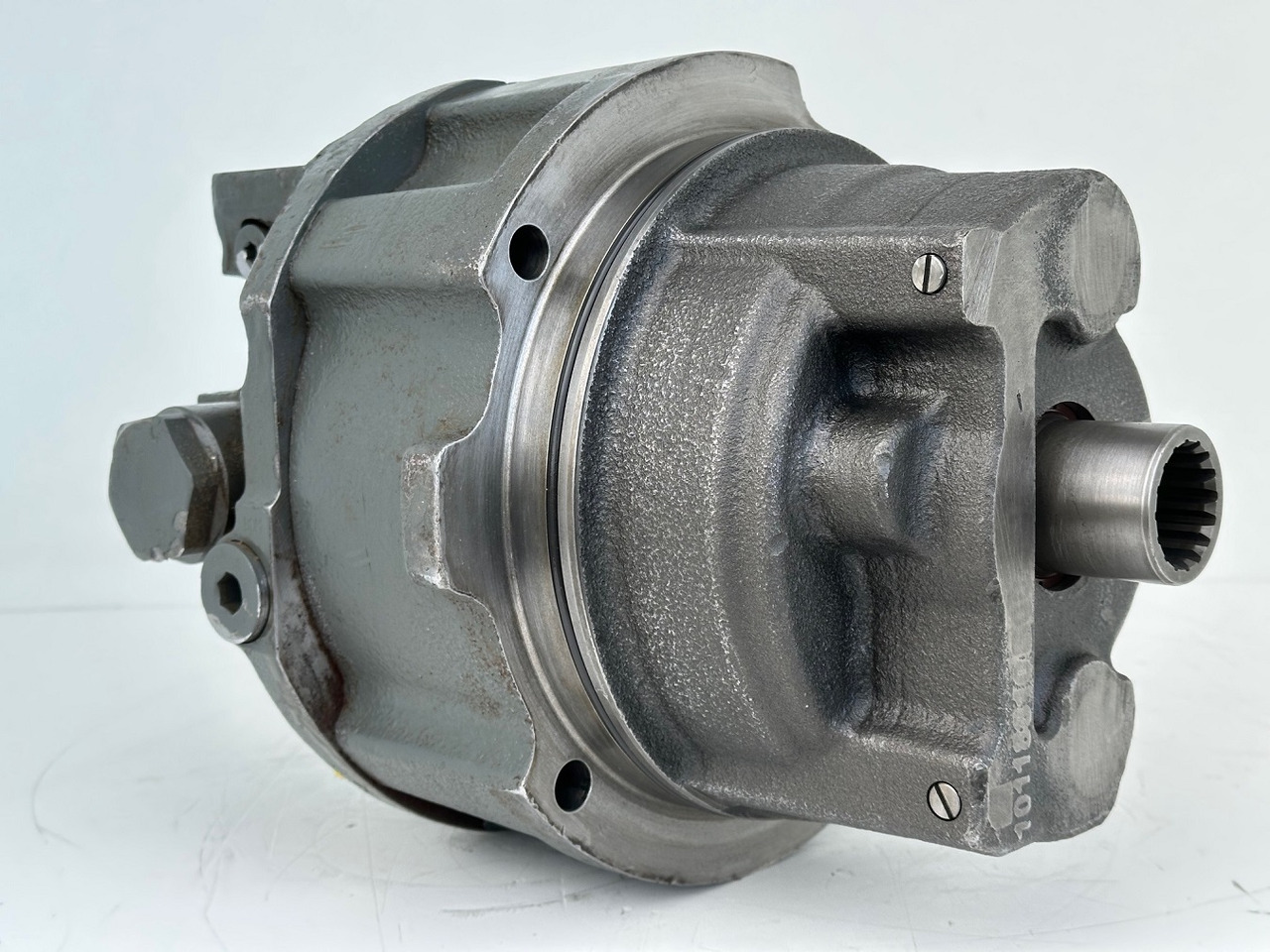 Liebherr Hydraulikeinbaumotor Typ:LH46VE 108. ID-Nr.11428178 . LOS926-1715,R926-1715,R928-1715,R930-1716,R934-1550,R936K-LC,R936K-NLC,R936K-SLC,R938. #11428178.0717# - Конечен редуктор за Градежна машина: слика 2 Liebherr Hydraulikeinbaumotor Typ:LH46VE 108. ID-Nr.11428178 . LOS926-1715,R926-1715,R928-1715,R930-1716,R934-1550,R936K-LC,R936K-NLC,R936K-SLC,R938. #11428178.0717# - Конечен редуктор за Градежна машина: слика 2
