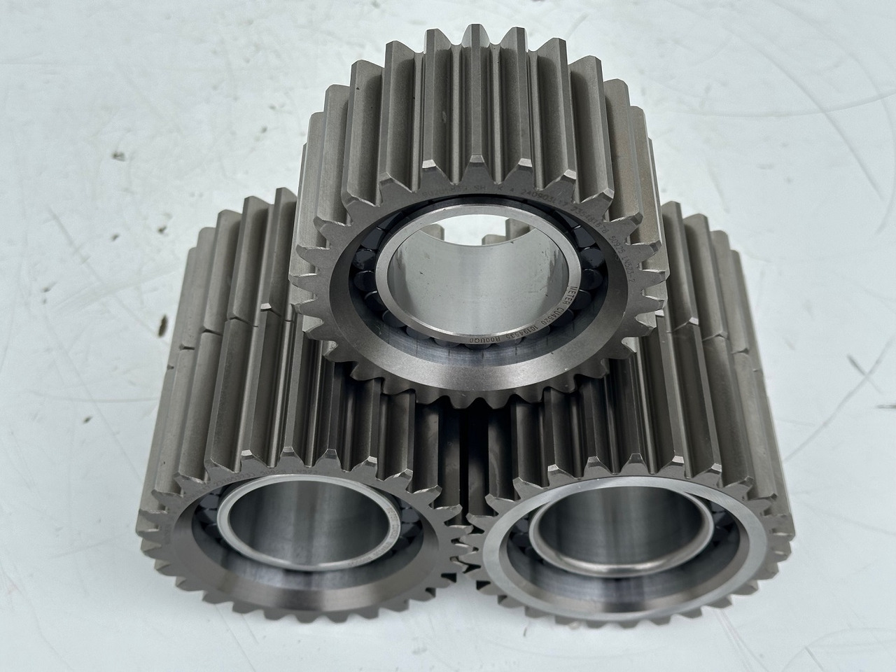Liebherr Planetenrad ID-Nr.90205840. FAT350P126 - FAT350P138. R920 - R922 - R924 - R925 - R926 - R930 T. #90205840.22.05.01# - Конечен редуктор за Багер гасеничар: слика 3 Liebherr Planetenrad ID-Nr.90205840. FAT350P126 - FAT350P138. R920 - R922 - R924 - R925 - R926 - R930 T. #90205840.22.05.01# - Конечен редуктор за Багер гасеничар: слика 3