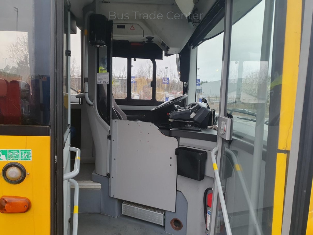 Приградски автобус VOLVO 8900 B9RLE: слика 6