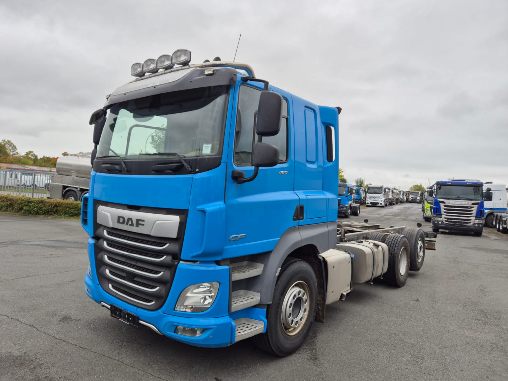 DAF CF 480 6x2 (Nr. 6097) - Камион со кабинска шасија: слика 3 DAF CF 480 6x2 (Nr. 6097) - Камион со кабинска шасија: слика 3