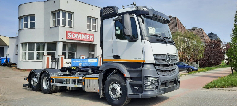 Mercedes-Benz Actros 2542 KING HZ-20R - Камион со кука за подигање: слика 1 Mercedes-Benz Actros 2542 KING HZ-20R - Камион со кука за подигање: слика 1