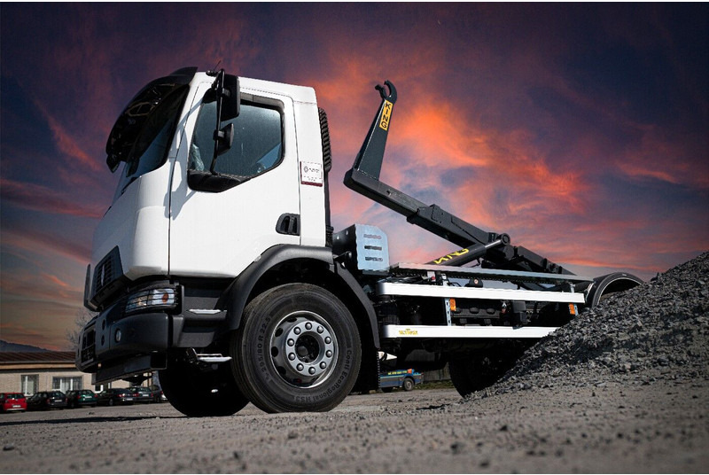 Renault D 18 HIGH P - Камион со кука за подигање: слика 1 Renault D 18 HIGH P - Камион со кука за подигање: слика 1
