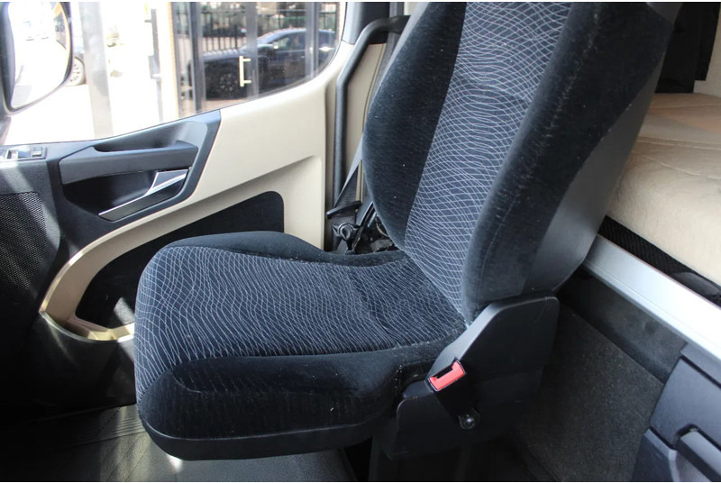 Камион влекач Mercedes-Benz Actros 1845 * 4X2 * EURO6 *: слика 20