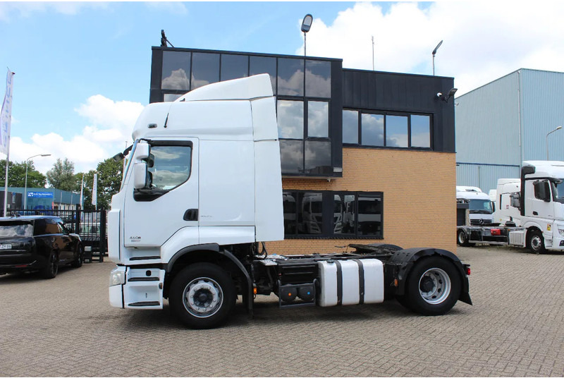 Renault Premium 460 * RETARDER * EURO5. EEV *2x Tank * 4X2 * - Камион влекач: слика 2 Renault Premium 460 * RETARDER * EURO5. EEV *2x Tank * 4X2 * - Камион влекач: слика 2