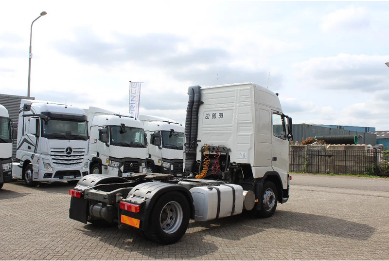 Volvo FH 12.420 * MANUAL * 4X2 * - Камион влекач: слика 4 Volvo FH 12.420 * MANUAL * 4X2 * - Камион влекач: слика 4