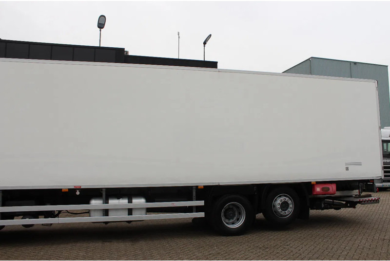 Mercedes-Benz ANTOS 2532 * EURO6 * - Камион ладилник: слика 3 Mercedes-Benz ANTOS 2532 * EURO6 * - Камион ладилник: слика 3