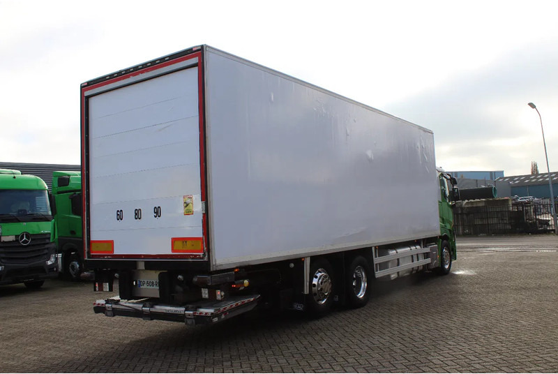 Renault T430 * RETARDER * EURO6 * CHEREAU * THERMO KING T-1200R * 6X2 * - Камион ладилник: слика 3 Renault T430 * RETARDER * EURO6 * CHEREAU * THERMO KING T-1200R * 6X2 * - Камион ладилник: слика 3
