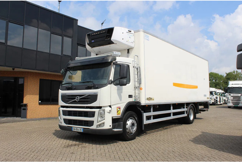 Volvo FM 330 * EURO5 * CARRIER SUPRA SILENT MT * - Камион ладилник: слика 1 Volvo FM 330 * EURO5 * CARRIER SUPRA SILENT MT * - Камион ладилник: слика 1