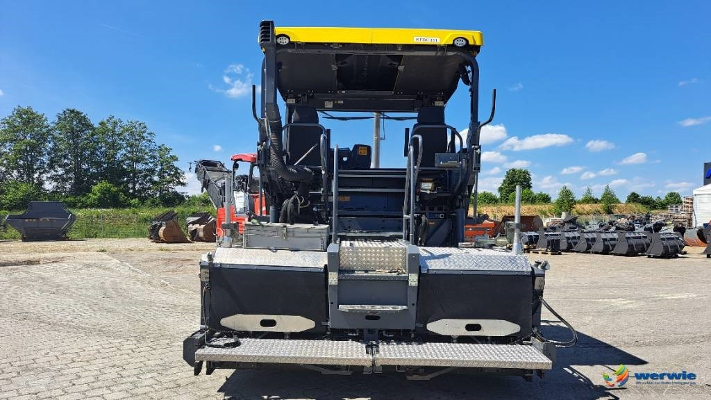 Vögele SUPER 1800-3i / AB600-3TP1 (3,00 - 6,00m) - Асфалтен поплочувач: слика 3 Vögele SUPER 1800-3i / AB600-3TP1 (3,00 - 6,00m) - Асфалтен поплочувач: слика 3