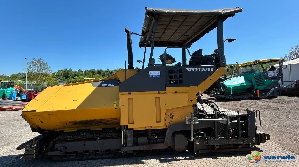 Volvo ABG TITAN 5820 - Асфалтен поплочувач: слика 4 Volvo ABG TITAN 5820 - Асфалтен поплочувач: слика 4