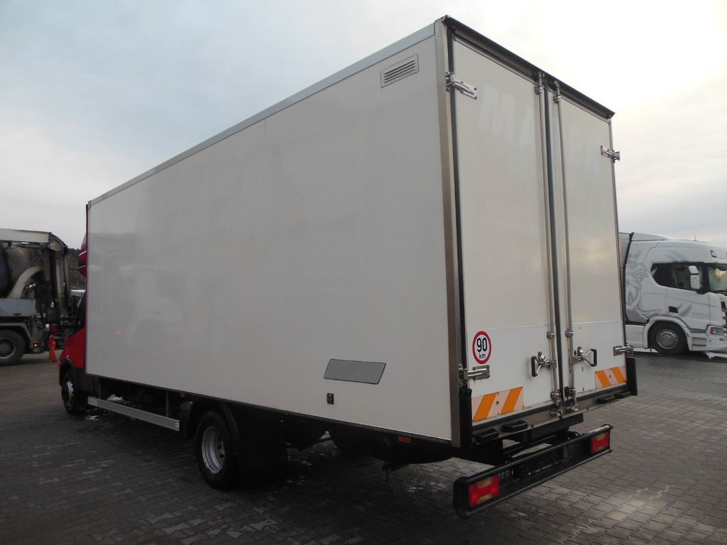 Iveco DAILY 60C15 Iveco DAILY 60C15 - Комбе фургон: слика 4 Iveco DAILY 60C15 Iveco DAILY 60C15 - Комбе фургон: слика 4