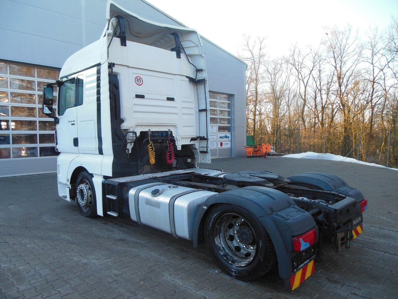 MAN TGX 18.480 LLS-U, LOWDECK + KRONE MEGA MAN TGX 18.480 LLS-U, LOWDECK - Камион влекач: слика 4 MAN TGX 18.480 LLS-U, LOWDECK + KRONE MEGA MAN TGX 18.480 LLS-U, LOWDECK - Камион влекач: слика 4
