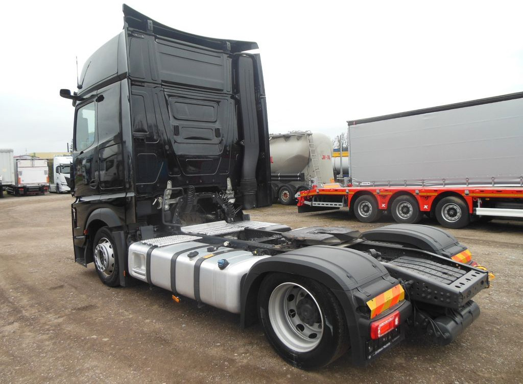 Mercedes-Benz 1848 ACTROS, LOWDECK, GIGA SPACE, STANDKLIMA - Камион влекач: слика 4 Mercedes-Benz 1848 ACTROS, LOWDECK, GIGA SPACE, STANDKLIMA - Камион влекач: слика 4