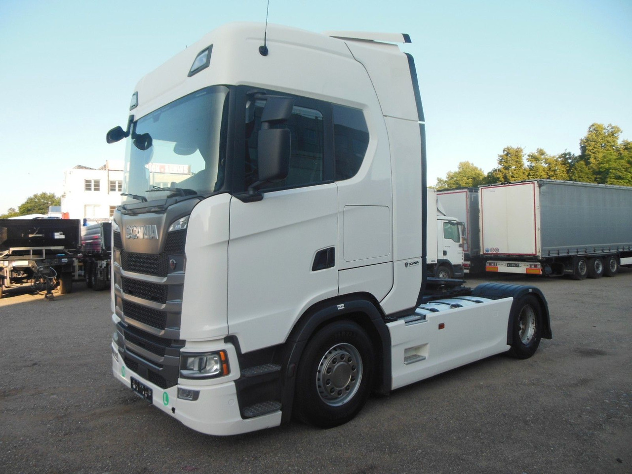 Scania R 450, VOLL LUFT, RETARDER, STANDKLIMA, TOP!!! - Камион влекач: слика 1 Scania R 450, VOLL LUFT, RETARDER, STANDKLIMA, TOP!!! - Камион влекач: слика 1