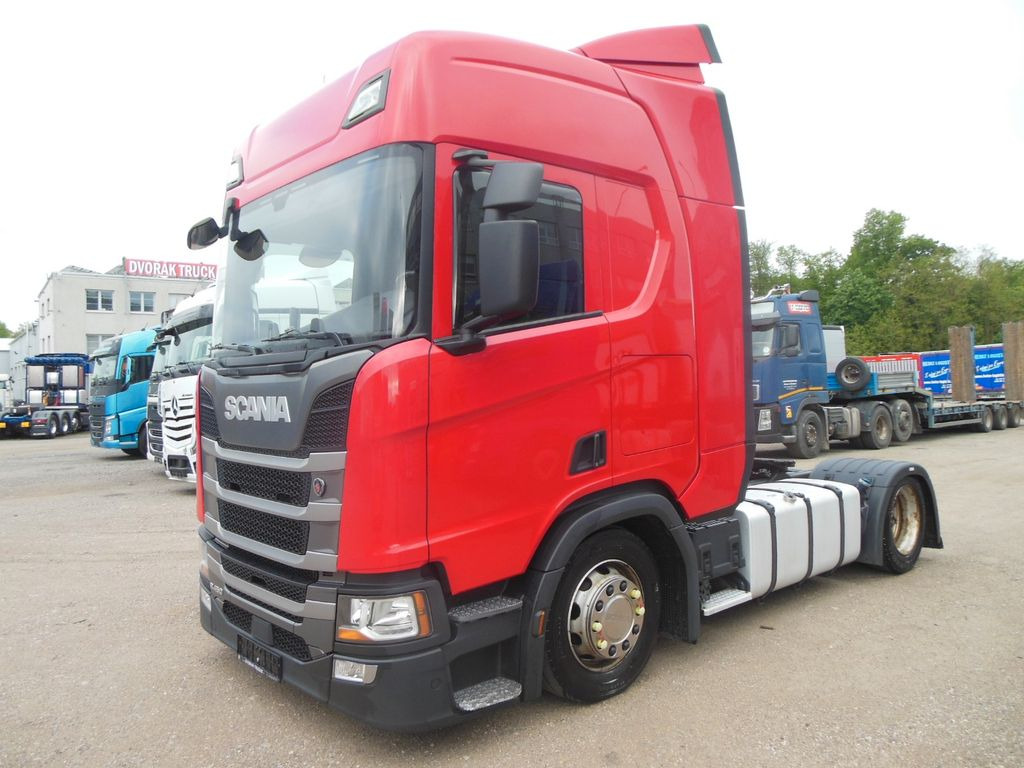 Scania R450 LOWDECK, RETARDER, STANDKLIMA, VOLL LUFT Scania R450 LOWDECK, RETARDER, STANDKLIMA, VOLL LUFT - Камион влекач: слика 1 Scania R450 LOWDECK, RETARDER, STANDKLIMA, VOLL LUFT Scania R450 LOWDECK, RETARDER, STANDKLIMA, VOLL LUFT - Камион влекач: слика 1