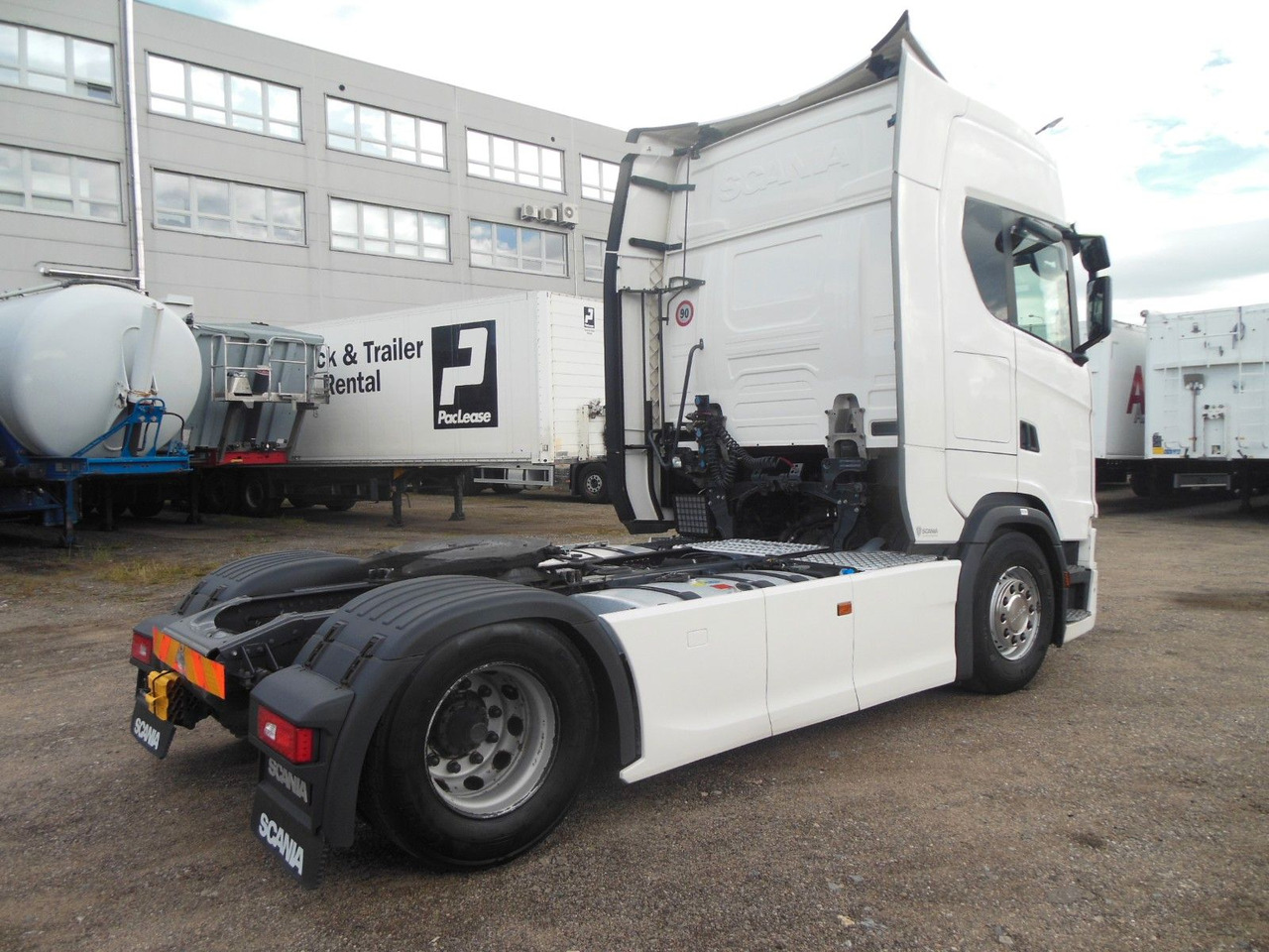 Scania S 450, VOLL LUFT, RETARDER, STANDKLIMA, TOP - Камион влекач: слика 3 Scania S 450, VOLL LUFT, RETARDER, STANDKLIMA, TOP - Камион влекач: слика 3