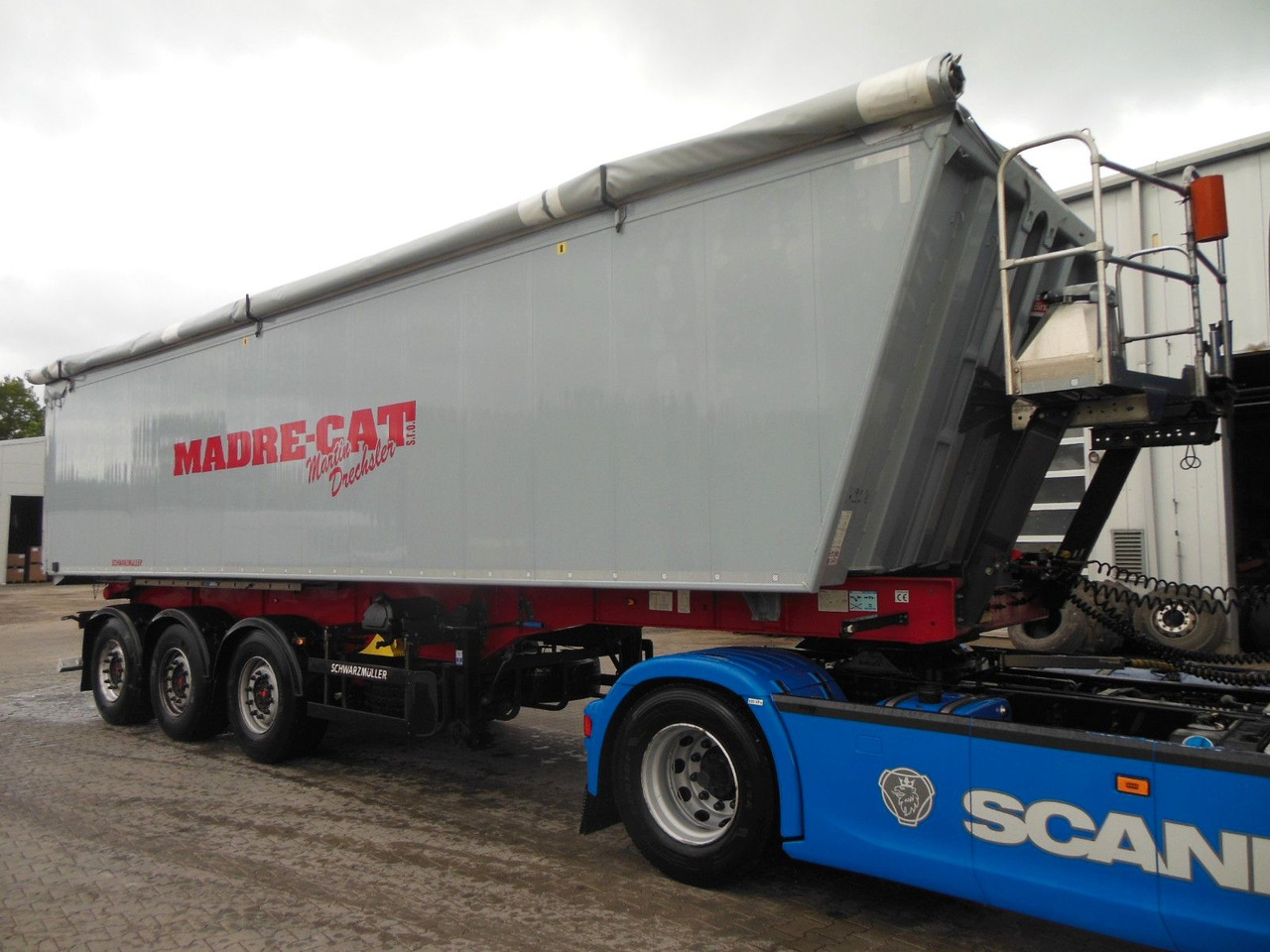 Schwarzmüller KIS 3/E, SAF, 49M3, ACHSEN 9 TONE, TOP - Кипер полуприколка: слика 2 Schwarzmüller KIS 3/E, SAF, 49M3, ACHSEN 9 TONE, TOP - Кипер полуприколка: слика 2