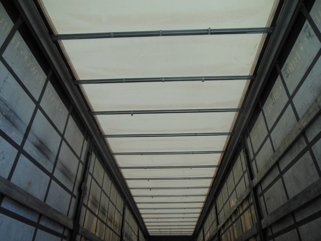 Полуприколка со церада Schwarzmüller SPA 3/E, 2 x LIFTACHSE, ULTRALIGHT: слика 13