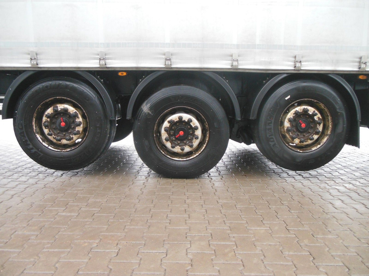 Schwarzmüller SPA 3/E, SAF, 2 LIFTACHSE - Полуприколка со церада: слика 5 Schwarzmüller SPA 3/E, SAF, 2 LIFTACHSE - Полуприколка со церада: слика 5