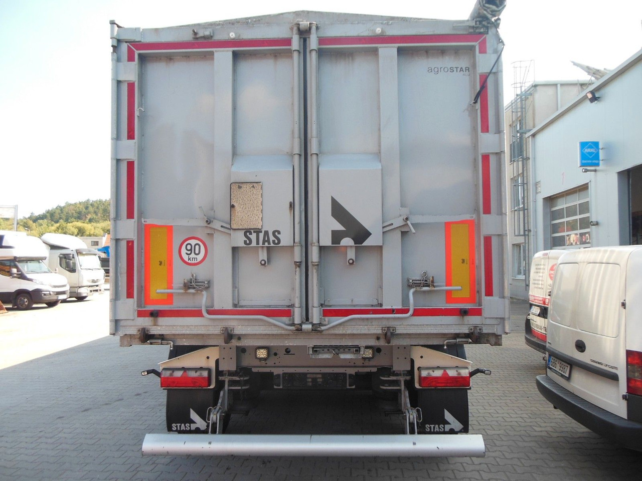 Stas S300CX, 49m3, ADR, 9 TONE ACHSEN,WIE NEUE-TOP!!! - Кипер полуприколка: слика 5 Stas S300CX, 49m3, ADR, 9 TONE ACHSEN,WIE NEUE-TOP!!! - Кипер полуприколка: слика 5