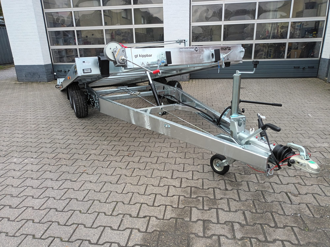 Martz Cartrailer GT KIPP 480/2 3T 480x205cm Profi Lohr Stahl & Aluboden 3000kg 100km/H - Автотранспортна приколка: слика 1 Martz Cartrailer GT KIPP 480/2 3T 480x205cm Profi Lohr Stahl & Aluboden 3000kg 100km/H - Автотранспортна приколка: слика 1