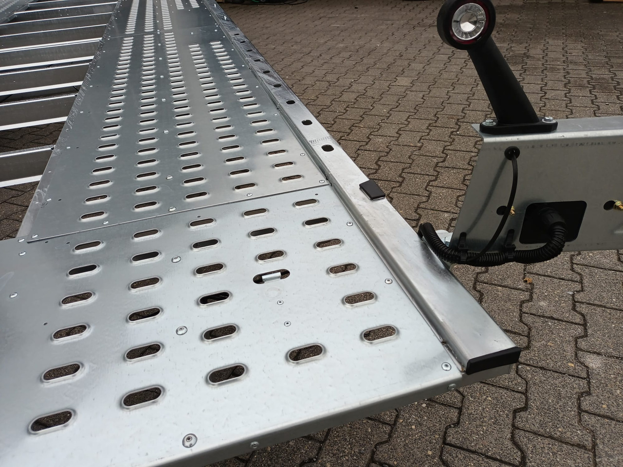 Martz Cartrailer GT KIPP 480/2 3T 480x205cm Profi Lohr Stahl Winde 10" 3000kg 100km/H - Автотранспортна приколка: слика 5 Martz Cartrailer GT KIPP 480/2 3T 480x205cm Profi Lohr Stahl Winde 10" 3000kg 100km/H - Автотранспортна приколка: слика 5