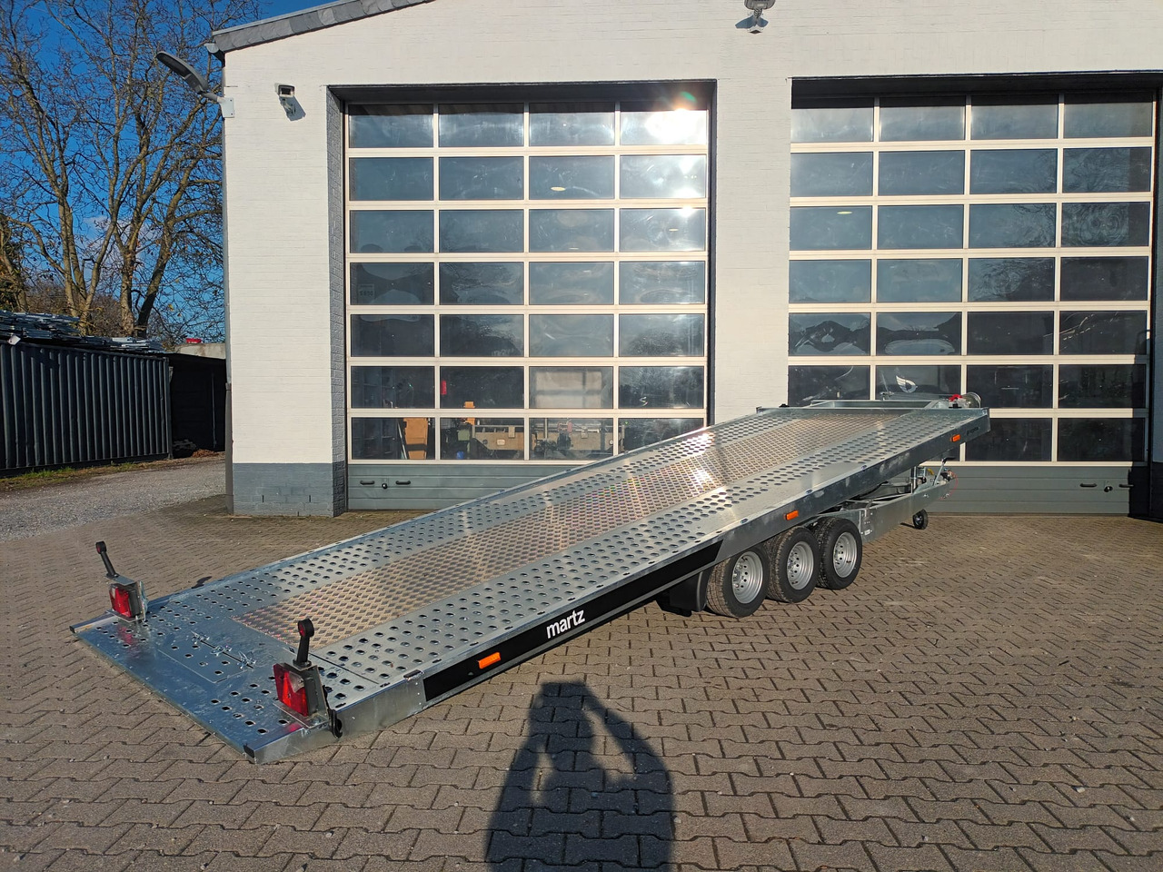 Martz Cartrailer GT KIPP 580/3 3,5T 580x215cm Profi Lohr Stahl & Aluboden Tridem 10" 3500kg 100km/H - Автотранспортна приколка: слика 2 Martz Cartrailer GT KIPP 580/3 3,5T 580x215cm Profi Lohr Stahl & Aluboden Tridem 10" 3500kg 100km/H - Автотранспортна приколка: слика 2