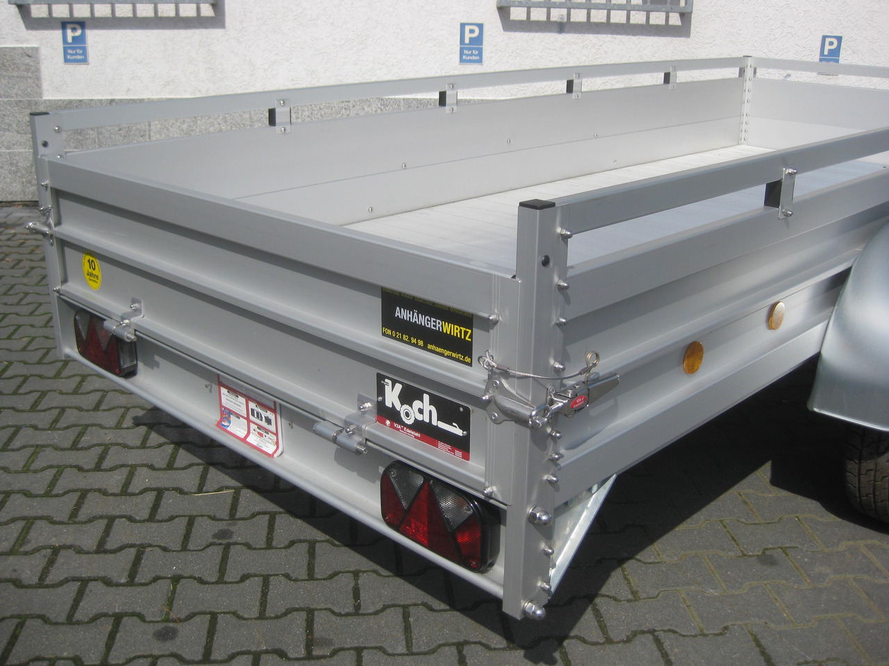 PKW Anhänger Koch Aluline+ 350x150x44cm ALUBODEN (L) 2600kg - Автомобил приколка: слика 4 PKW Anhänger Koch Aluline+ 350x150x44cm ALUBODEN (L) 2600kg - Автомобил приколка: слика 4