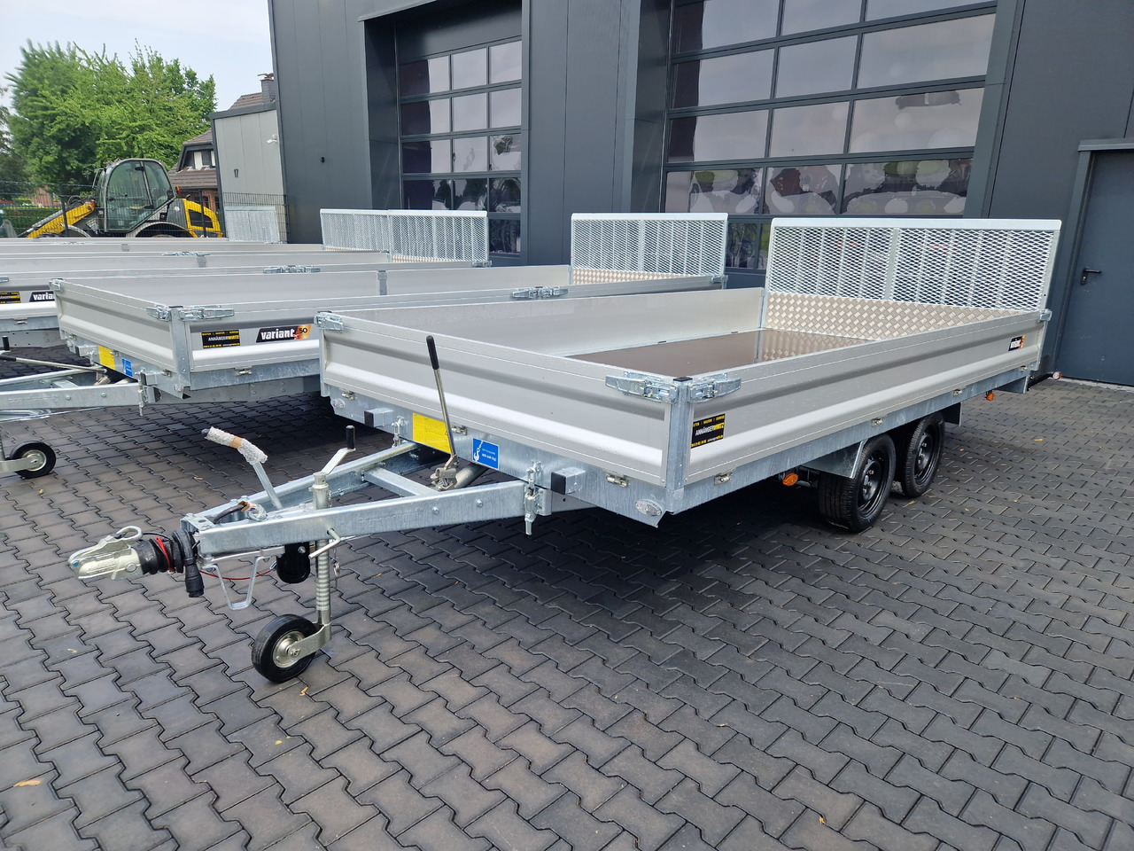 Variant Maschinentransporter 3542 UX Maxi Load Tandem Parabelfeder LED Felgen black 3500kg - Приколка за градежни машини: слика 1 Variant Maschinentransporter 3542 UX Maxi Load Tandem Parabelfeder LED Felgen black 3500kg - Приколка за градежни машини: слика 1