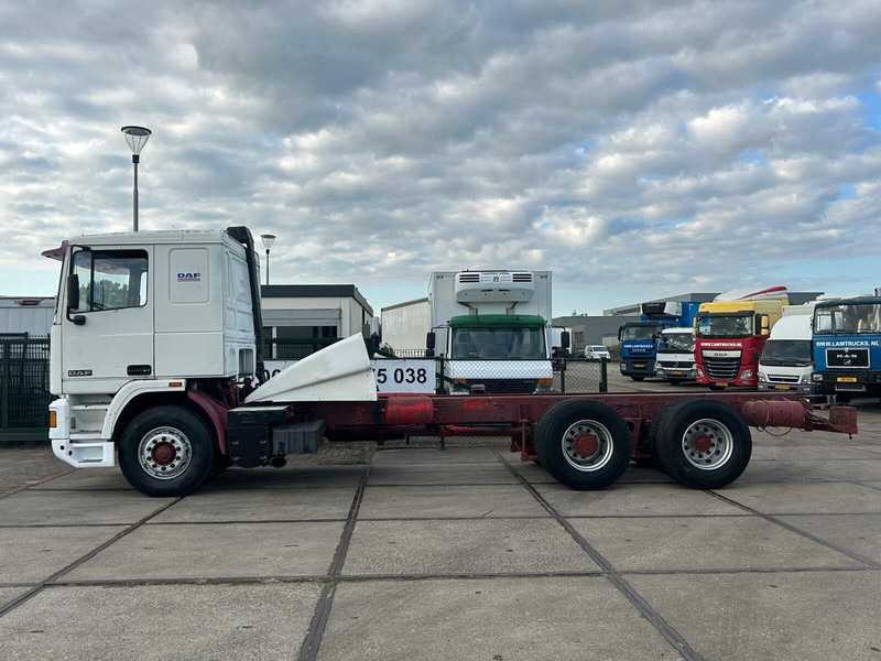DAF 95.400 - Камион со кабинска шасија: слика 2 DAF 95.400 - Камион со кабинска шасија: слика 2