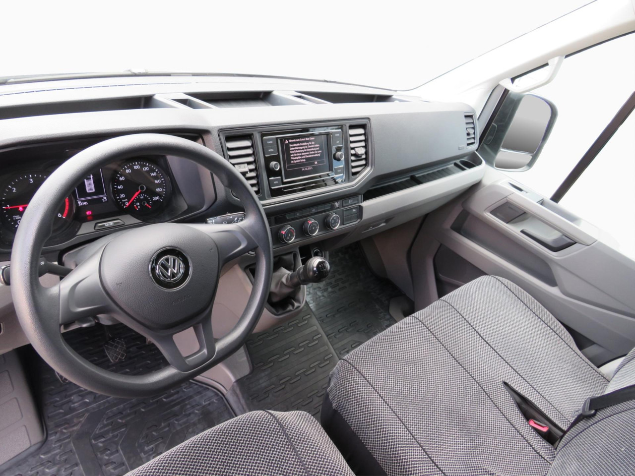 Товарно комбе, Комби со двојна кабина VOLKSWAGEN Crafter 35 L4H3 Doka Kasten Klima AHK Navi ZV: слика 8 Товарно комбе, Комби со двојна кабина VOLKSWAGEN Crafter 35 L4H3 Doka Kasten Klima AHK Navi ZV: слика 8