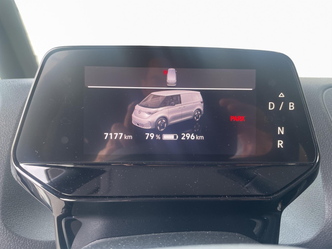 VOLKSWAGEN ID.Buzz Cargo 150 kW Klima AHK Navi - Мало комбе, Електрично комбе: слика 3 VOLKSWAGEN ID.Buzz Cargo 150 kW Klima AHK Navi - Мало комбе, Електрично комбе: слика 3